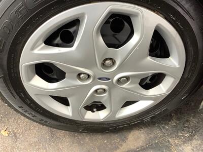 2013 Ford Fiesta SE   - Photo 34 - Crest Hill, IL 60403