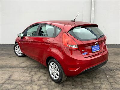 2013 Ford Fiesta SE   - Photo 4 - Crest Hill, IL 60403
