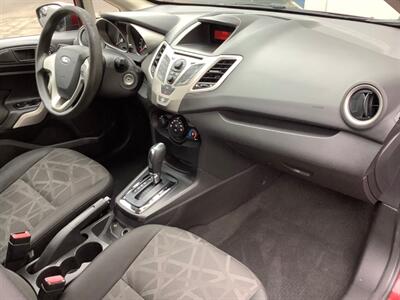 2013 Ford Fiesta SE   - Photo 27 - Crest Hill, IL 60403