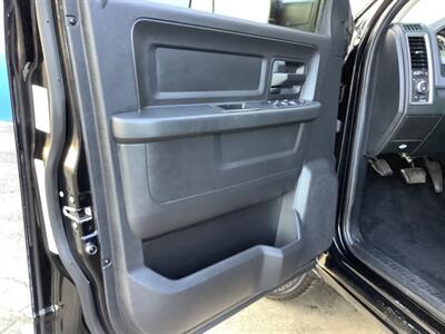 2014 RAM 1500 Express   - Photo 13 - Crest Hill, IL 60403