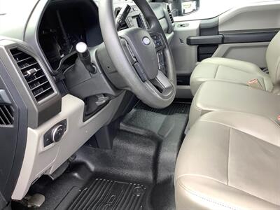 2019 Ford F-350 Super Duty XL   - Photo 15 - Crest Hill, IL 60403