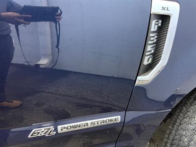 2019 Ford F-350 Super Duty XL   - Photo 43 - Crest Hill, IL 60403