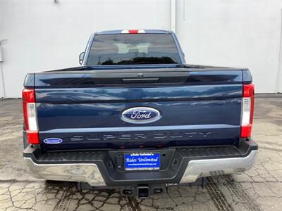 2019 Ford F-350 Super Duty XL   - Photo 5 - Crest Hill, IL 60403