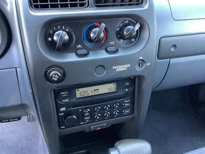 2002 Nissan Frontier XE-V6   - Photo 11 - Crest Hill, IL 60403