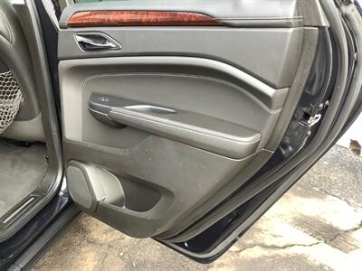 2013 Cadillac SRX Luxury Collection   - Photo 30 - Crest Hill, IL 60403