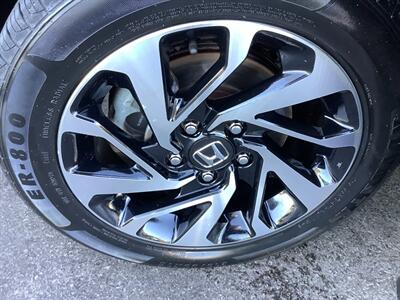 2016 Honda Civic LX-P   - Photo 17 - Crest Hill, IL 60403