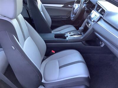 2016 Honda Civic LX-P   - Photo 11 - Crest Hill, IL 60403