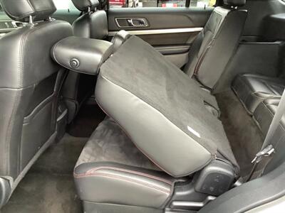 2018 Ford Explorer XLT - Photo 35 - Crest Hill, IL 60403