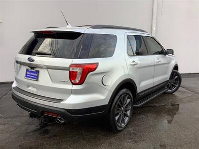 2018 Ford Explorer XLT - Photo 6 - Crest Hill, IL 60403