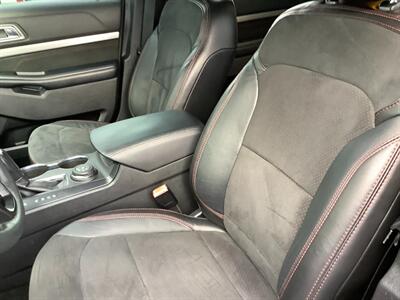 2018 Ford Explorer XLT - Photo 31 - Crest Hill, IL 60403