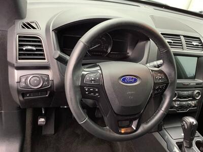 2018 Ford Explorer XLT - Photo 20 - Crest Hill, IL 60403
