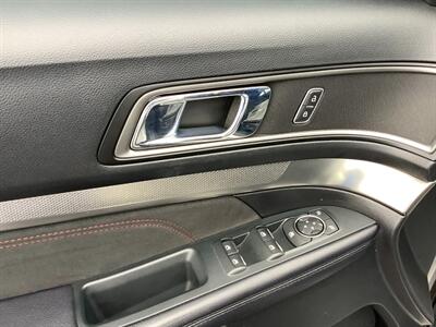 2018 Ford Explorer XLT - Photo 14 - Crest Hill, IL 60403