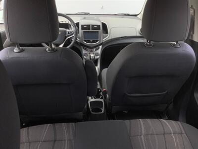 2016 Chevrolet Sonic LT Auto   - Photo 35 - Crest Hill, IL 60403