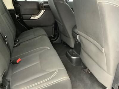 2016 Jeep Wrangler Sahara 75th Annivers   - Photo 26 - Crest Hill, IL 60403