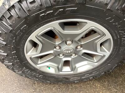 2016 Jeep Wrangler Sahara 75th Annivers   - Photo 42 - Crest Hill, IL 60403