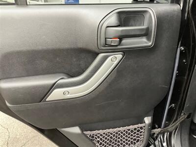 2016 Jeep Wrangler Sahara 75th Annivers   - Photo 23 - Crest Hill, IL 60403