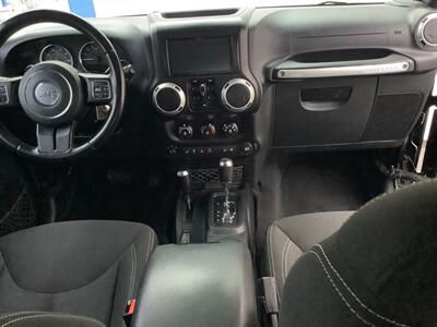 2016 Jeep Wrangler Sahara 75th Annivers   - Photo 39 - Crest Hill, IL 60403