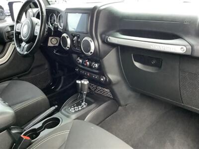 2016 Jeep Wrangler Sahara 75th Annivers   - Photo 36 - Crest Hill, IL 60403