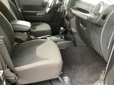 2017 Jeep Wrangler Unlimited  Big Bear - Photo 14 - Crest Hill, IL 60403