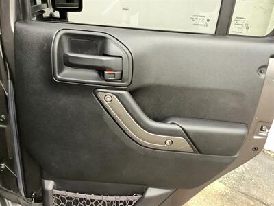 2017 Jeep Wrangler Unlimited  Big Bear - Photo 10 - Crest Hill, IL 60403