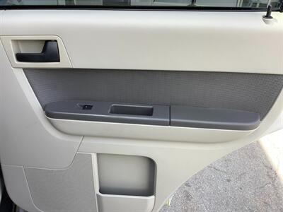 2009 Ford Escape XLT   - Photo 24 - Crest Hill, IL 60403