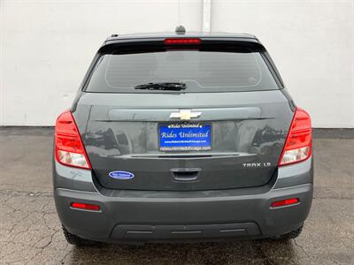2016 Chevrolet Trax LS - Photo 5 - Crest Hill, IL 60403