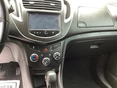 2016 Chevrolet Trax LS - Photo 15 - Crest Hill, IL 60403