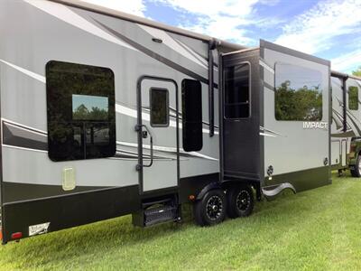 2016 Keystone Impact Toy hauler m-361 - Photo 17 - Crest Hill, IL 60403