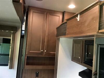 2016 Keystone Impact Toy hauler m-361 - Photo 30 - Crest Hill, IL 60403