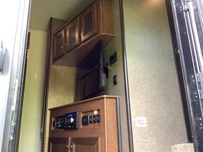 2016 Keystone Impact Toy hauler m-361 - Photo 21 - Crest Hill, IL 60403