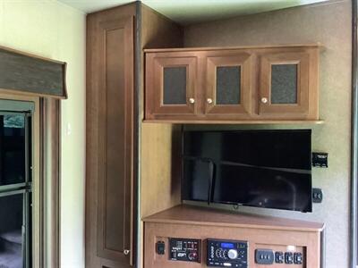 2016 Keystone Impact Toy hauler m-361 - Photo 40 - Crest Hill, IL 60403