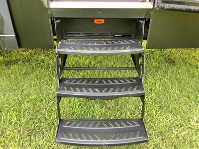 2016 Keystone Impact Toy hauler m-361 - Photo 12 - Crest Hill, IL 60403