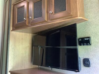 2016 Keystone Impact Toy hauler m-361 - Photo 26 - Crest Hill, IL 60403