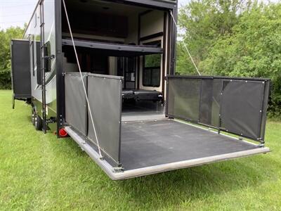 2016 Keystone Impact Toy hauler m-361 - Photo 94 - Crest Hill, IL 60403