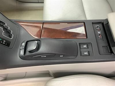 2011 Lexus RX   - Photo 19 - Crest Hill, IL 60403