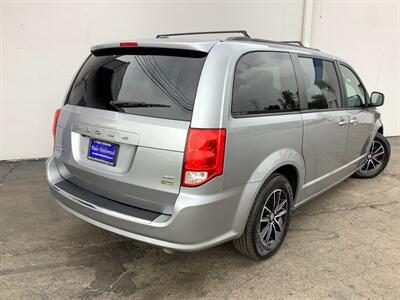 2018 Dodge Grand Caravan GT - Photo 4 - Crest Hill, IL 60403