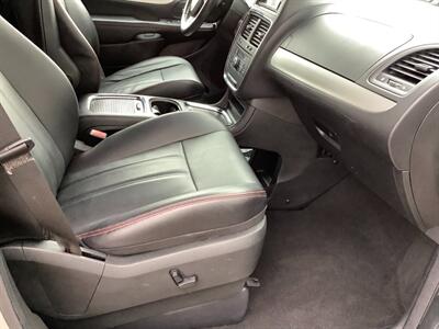 2018 Dodge Grand Caravan GT - Photo 24 - Crest Hill, IL 60403