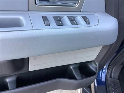 2011 Ford F-150 XLT   - Photo 11 - Crest Hill, IL 60403