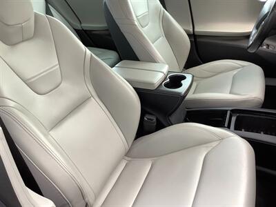 2016 Tesla Model S 90D - Photo 38 - Crest Hill, IL 60403