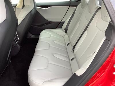 2016 Tesla Model S 90D - Photo 30 - Crest Hill, IL 60403