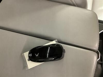 2016 Tesla Model S 90D - Photo 13 - Crest Hill, IL 60403