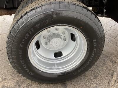 2006 Ford Commercial F-350 Super Duty   - Photo 38 - Crest Hill, IL 60403