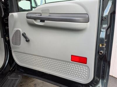 2006 Ford Commercial F-350 Super Duty   - Photo 31 - Crest Hill, IL 60403