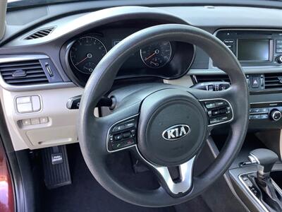 2016 Kia Optima LX   - Photo 16 - Crest Hill, IL 60403