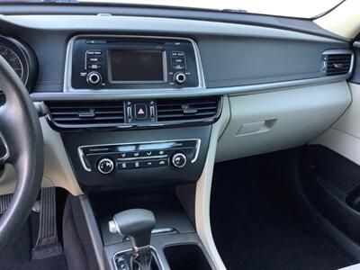 2016 Kia Optima LX   - Photo 15 - Crest Hill, IL 60403