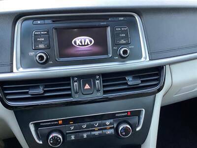 2016 Kia Optima LX   - Photo 17 - Crest Hill, IL 60403