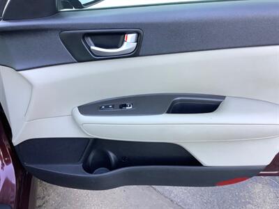 2016 Kia Optima LX   - Photo 25 - Crest Hill, IL 60403