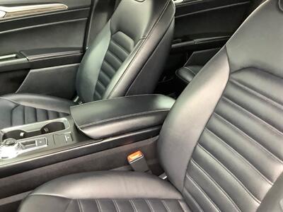 2019 Ford Fusion SEL   - Photo 26 - Crest Hill, IL 60403