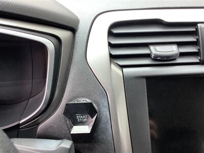 2019 Ford Fusion SEL   - Photo 18 - Crest Hill, IL 60403