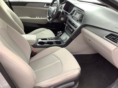 2016 Hyundai SONATA SE   - Photo 29 - Crest Hill, IL 60403